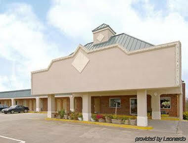 Super 8 Dahlonega Ga Hotel Exterior photo